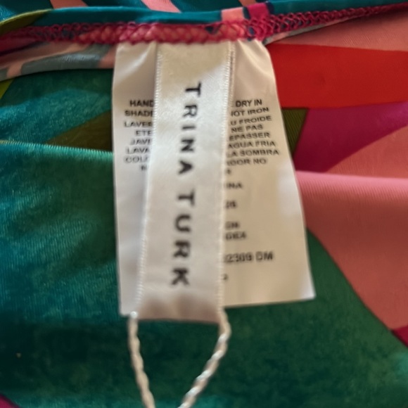 TRINA TURK | RAINFOREST SWIM TUNIC SZ SMALL - Picture 9 of 10